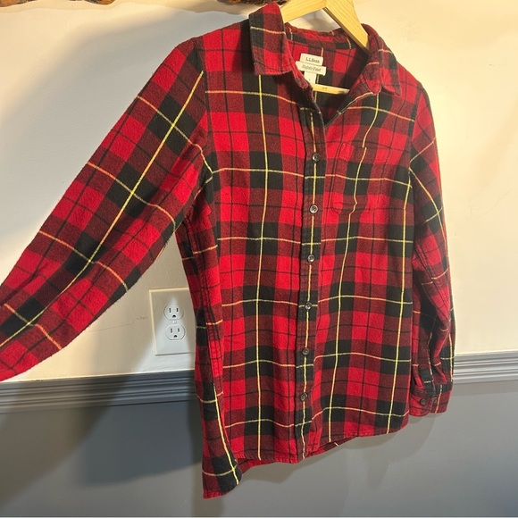 L.L. Bean Red Flannel Button Down Shirt Size S - Picture 8 of 12